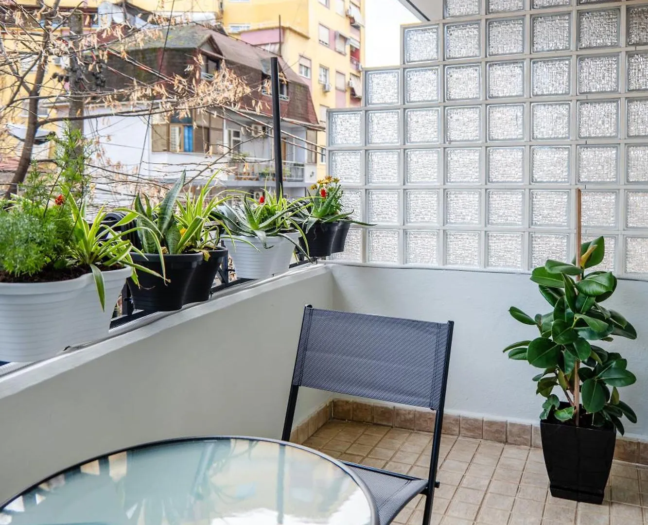 Al Apartments 地拉那